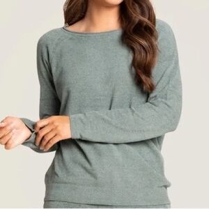 Barefoot Dreams CozyChic Ultra Lite Effortless Pullover M